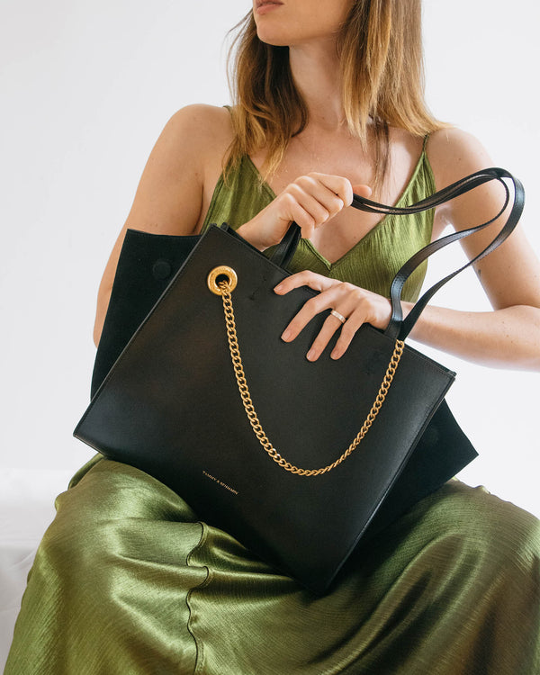 LEXI MM - Black - Showroom Sale