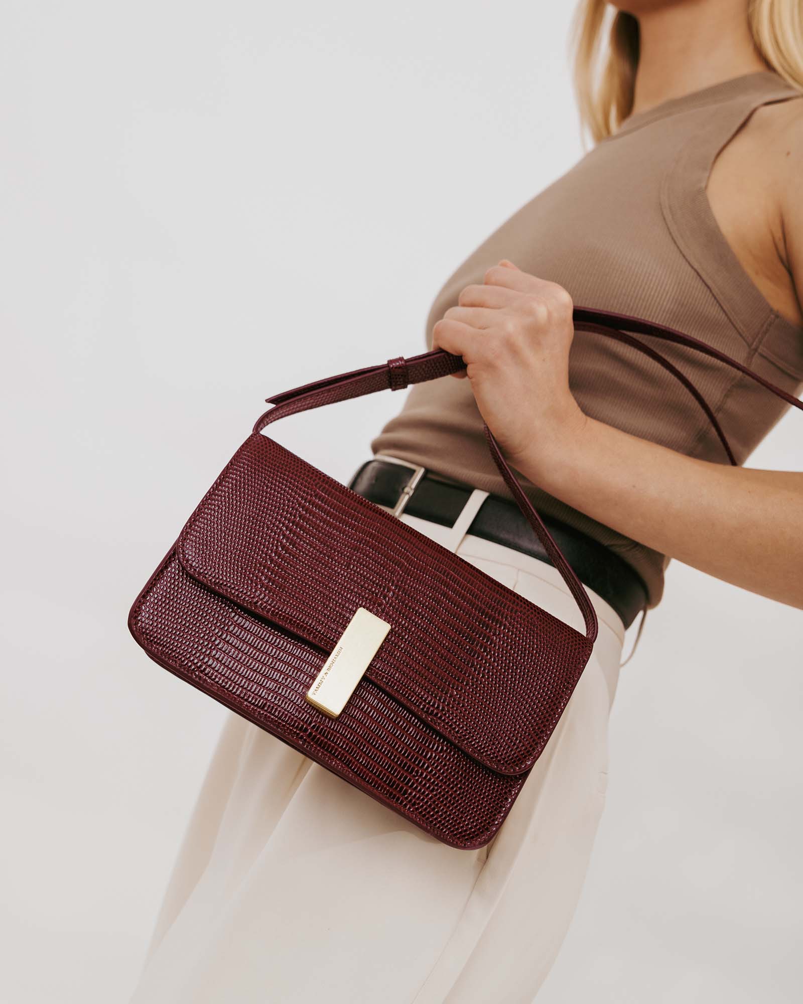 BLAKE - Burgundy - Lizard embossed