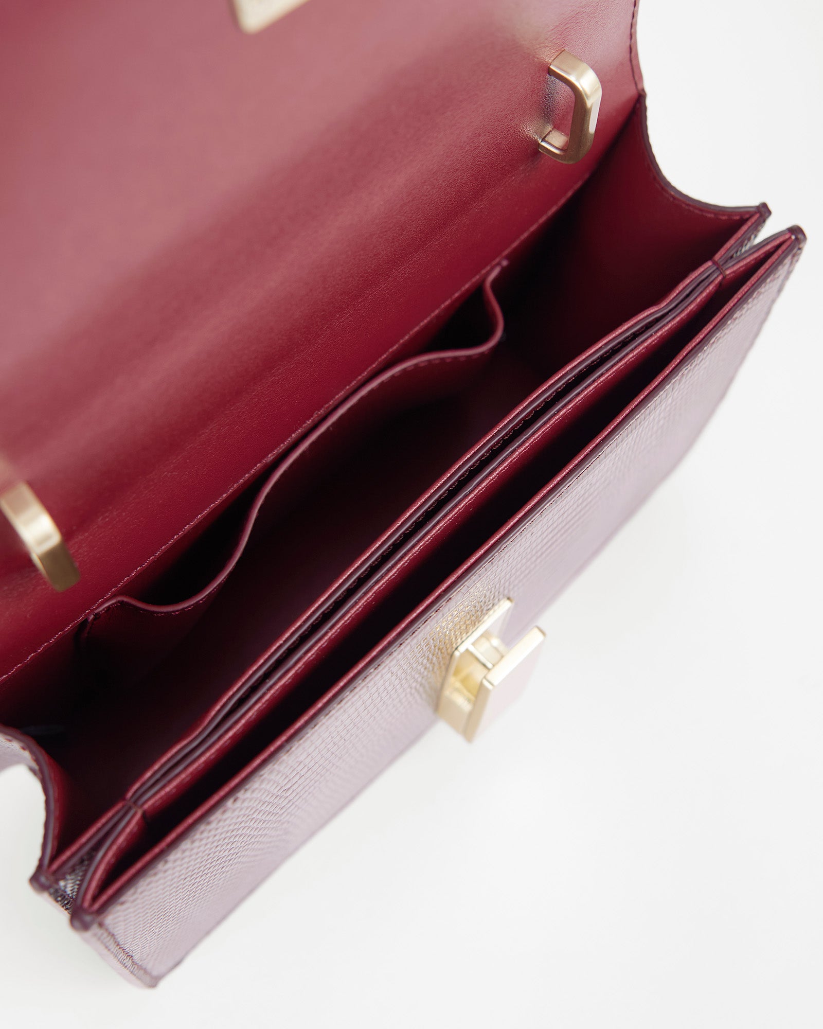 BLAKE - Burgundy - Lizard embossed